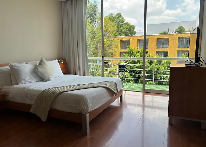 Lombardo 4* México DF